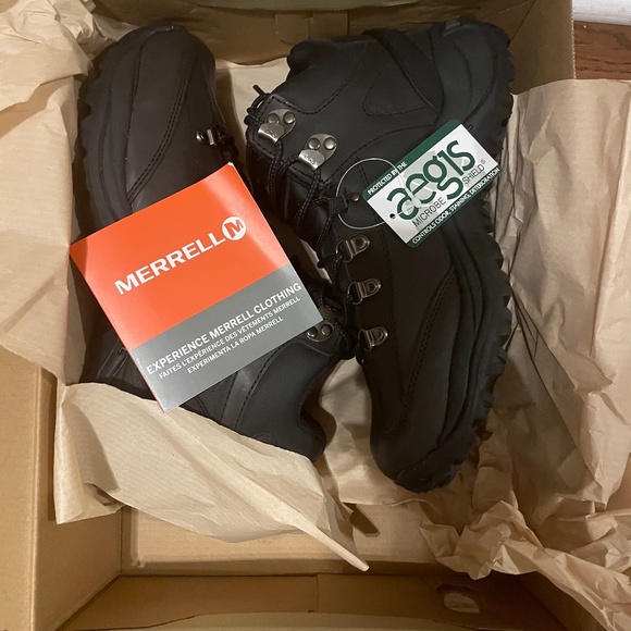 New In Box - Merrell  Hikepoint Mid Trekker - size 8 Men’s Hiking Boots - Picture 1 of 4